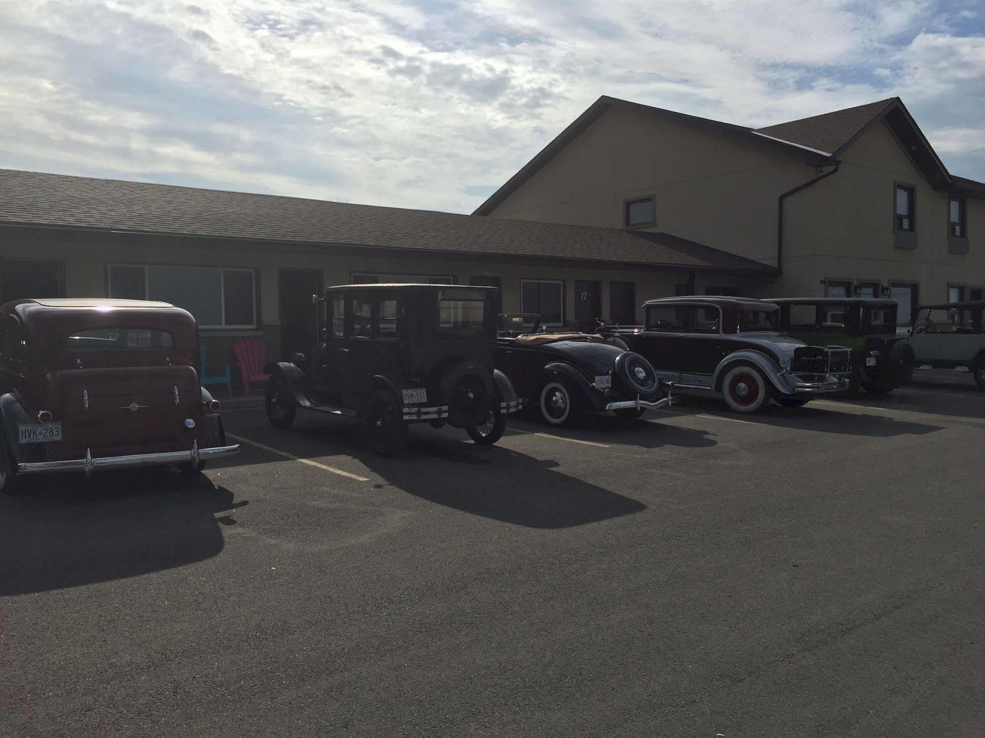 Masterson'S Motel Greater Napanee Εξωτερικό φωτογραφία