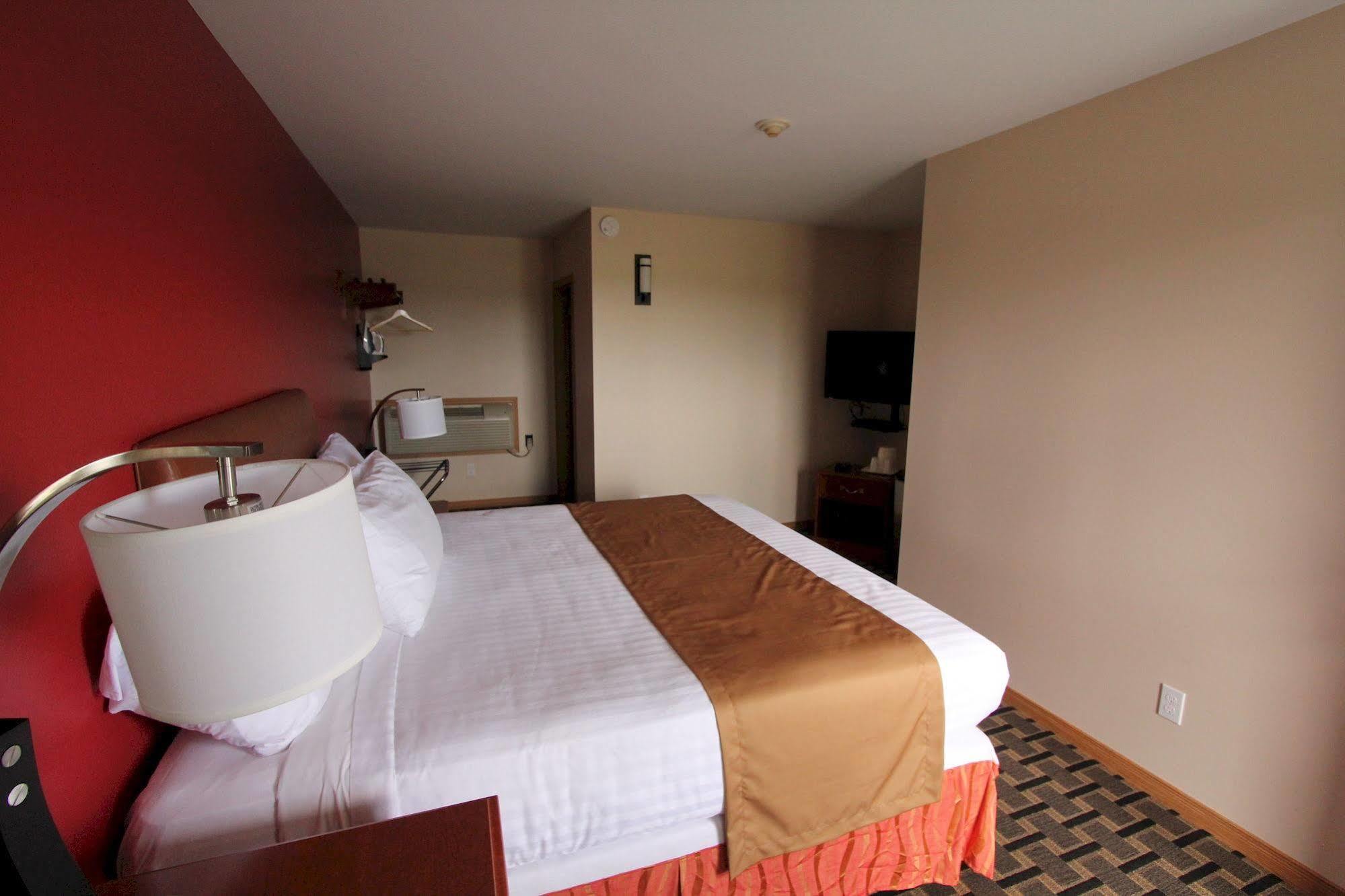 Masterson'S Motel Greater Napanee Εξωτερικό φωτογραφία