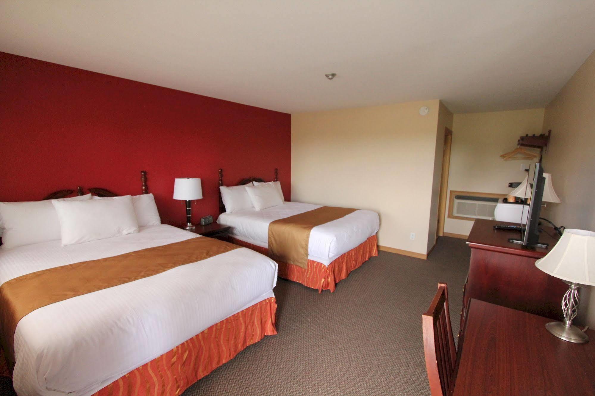 Masterson'S Motel Greater Napanee Εξωτερικό φωτογραφία